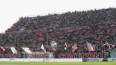 Serie A Crotone, Daspo per tre tifosi