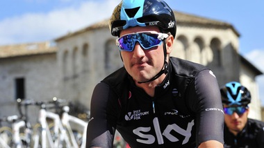Giro di Romandia, a Viviani la terza tappa. Felline leader