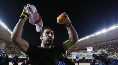 La Juventus si gode l'eterno Buffon: «Pallone d'Oro? Non ci penso»