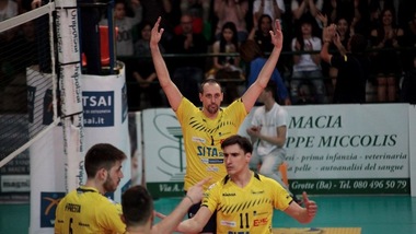 Volley: A2 Maschile, Gara 3 è di Castellana Grotte