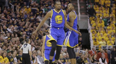 Durant spegne i Jazz, Golden State sul 3-0