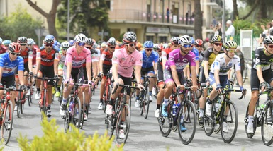 Patrick Dempsey ciclista per un giorno al Giro d'Italia