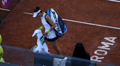 Internazionali d'Italia: Muguruza si ritira, finale Svitolina-Halep