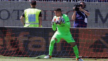 Calciomercato Cagliari, Crosta rinnova fino al 2020