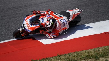 MotoGp Ducati, Lorenzo: «Non sono soddisfatto»