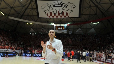 Basket Serie A, Vincenzo Esposito rinnova con Pistoia