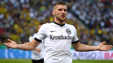 Calciomercato Fiorentina, Rebic rientra dall'Eintracht Francoforte