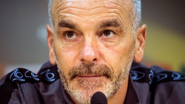 Fiorentina, ecco Pioli: «Scelta di cuore». E Corvino attacca: «Bernardeschi dia una risposta»