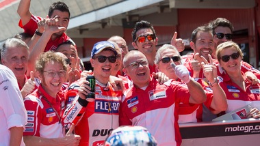 MotoGp, Lorenzo: «Finalmente la prima fila»