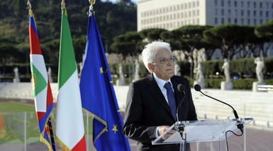 Mattarella al Coni, storica visita: «Sport ci fa sentire popolo»