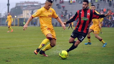 Calciomercato Lucchese, Merlonghi prolunga per una stagione