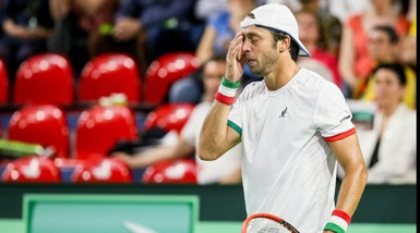 Internazionali, problema al polpaccio: Lorenzi non ci sarà