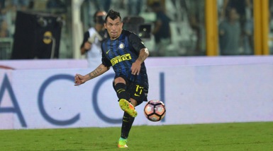 Calciomercato dall'Argentina: «Inter, il Boca vuole Medel»