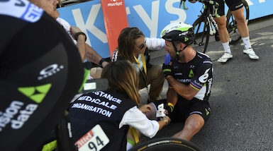 Tour de France, Cavendish si ritira: frattura alla scapola