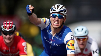 Tour de France: Kittel vince la tappa, Froome resta in giallo