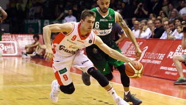 Basket Serie A, la Reyer ingaggia Andrea De Nicolao