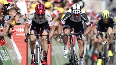 Tour de France, Matthews vince la 16ª tappa, Froome rimane in giallo