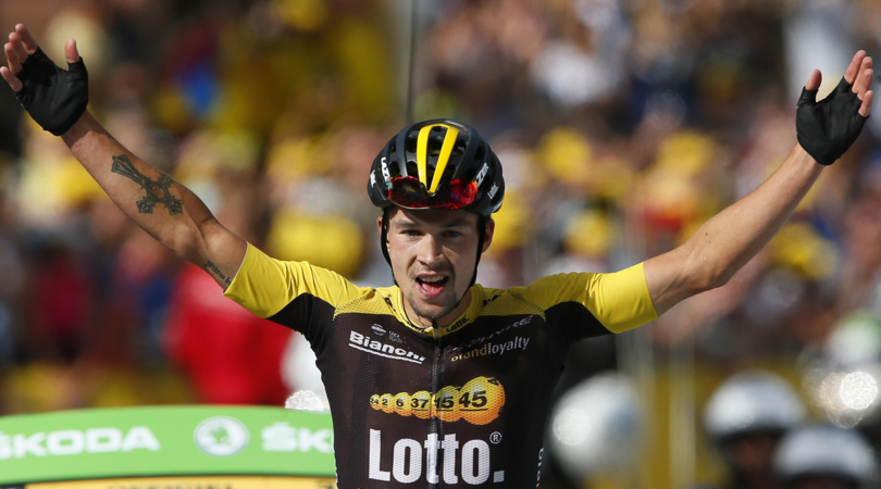 Tour de France: Roglic vince la tappa, Aru scende dal podio