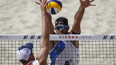 Beach Volley: Campionati del Mondo, Ranghieri-Carambula passano il turno