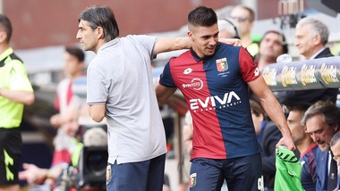 Calciomercato Fiorentina, in attacco Simeone o Nestorovski