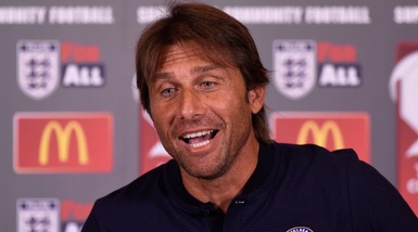 Neymar, Conte: «Troppo caro? Se un giocatore normale costa 40-50 milioni...»