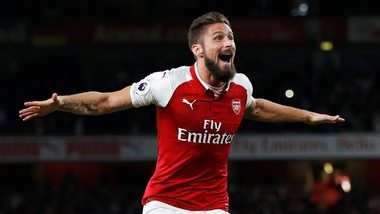 Premier League, Arsenal-Leicester 4-3: Mahrez titolare