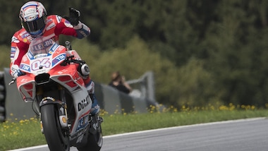 MotoGp, Austria: Dovizioso avanti nel warm up, Rossi sesto