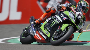 Sbk, Germania: pole record per Sykes