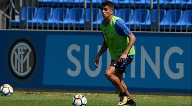 Inter, c'è Cancelo. Sabatini e Ausilio all'allenamento