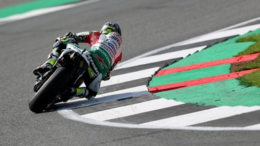 MotoGp Silverstone: dominio Crutchlow, Rossi 2°
