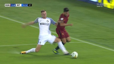 Così non Var: svista tripla, su Perotti era rigore