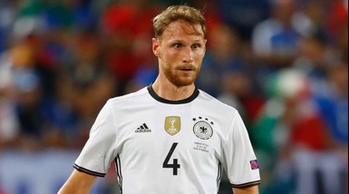 Juventus, accordo con lo Schalke 04 per Howedes