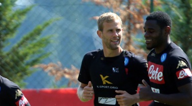 Napoli: la Sampdoria prende Zapata e Strinic, e stringe per Tonelli