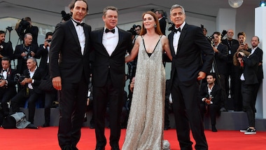 Venezia 74: George Clooney infiamma il red carpet