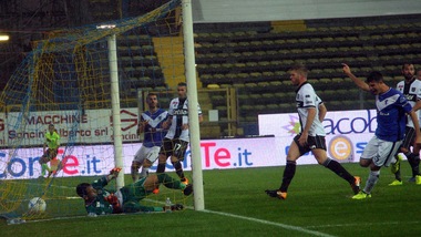 Serie B, il Parma si ferma sul più bello: Brescia corsaro con Ferrante