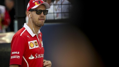 F1 Gp Singapore, Vettel: «Non so cosa è successo tra Kimi e Verstappen»