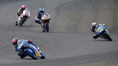 Moto3, la pole va a Martin