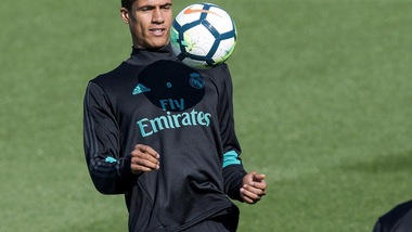 Varane rinnova con il Real Madrid fino al 2022