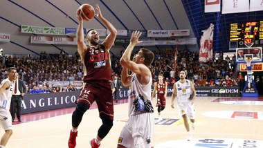 Orelik stende Trento, Venezia vince in rimonta