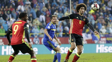 Manchester United, Fellaini ko al ginocchio