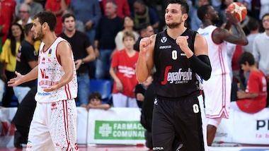 Basket Serie A, quarta giornata: Virtus-Sassari e Brescia-Varese il clou