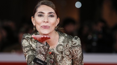Festa del cinema di Roma, Caterina Murino illumina il red carpet