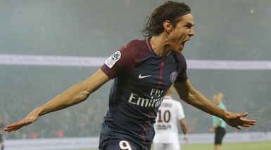 Psg-Nizza 3-0, Cavani show: doppietta e applausi da Neymar
