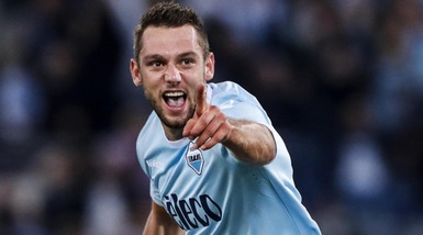 Lazio, De Vrij sfida Balo e poi contratto