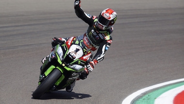 SBK Qatar, Gara 1 all'insaziabile Rea