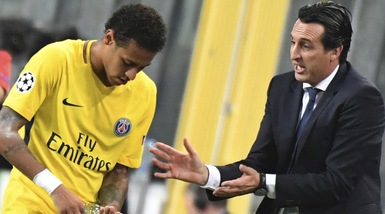 Neymar-Emery, al Psg è guerra: «Tra i due c'è un baratro»