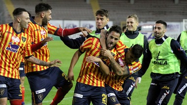 Serie C, che rimonta del Lecce. Il Catania insegue, flop Monopoli