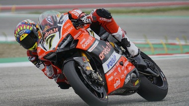 SBK Ducati, Davies: «A riposo assoluto dopo la caduta»
