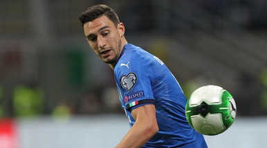 «Roma su Darmian»: Monchi sfida il "suo" Siviglia e lo United fa il prezzo