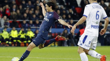 Cavani-Neymar, ancora lite per il rigore (sbagliato)